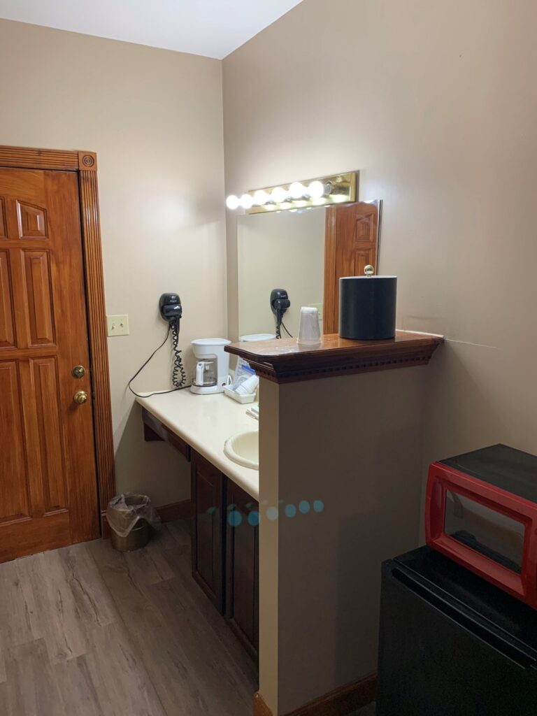 Sink and Make-up area